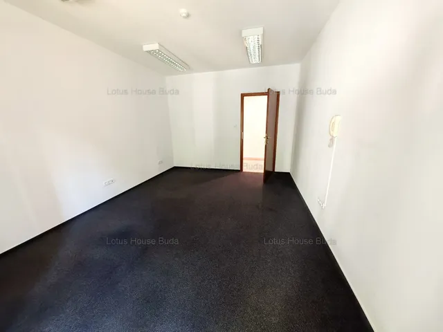 Kiadó kereskedelmi és ipari ingatlan Budapest II. kerület, Újlak II. ker. 178 nm