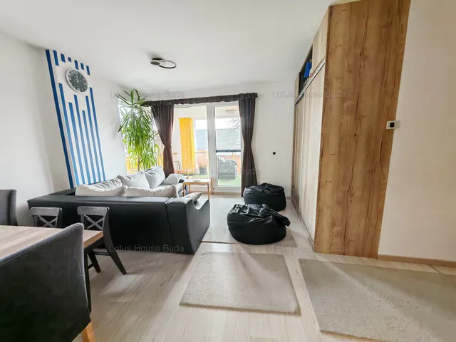 Eladó lakás Budapest XI. kerület, Albertfalva 65 nm