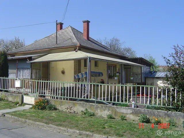Eladó ház Fonyód, Sándortelep 90 nm