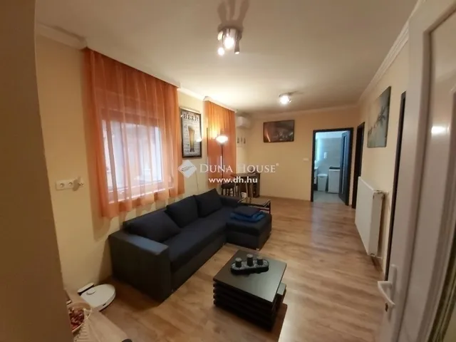 Eladó ház Budapest XVI. kerület 124 nm