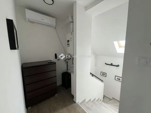 Eladó ház Budapest XVI. kerület 90 nm