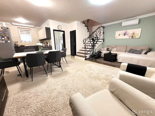 Eladó ház Debrecen, Hatvan utcai kert 123 nm