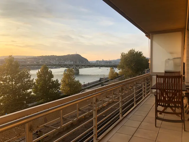 Kiadó lakás Budapest IX. kerület, Lechner Ödön fasor 1. 74 nm