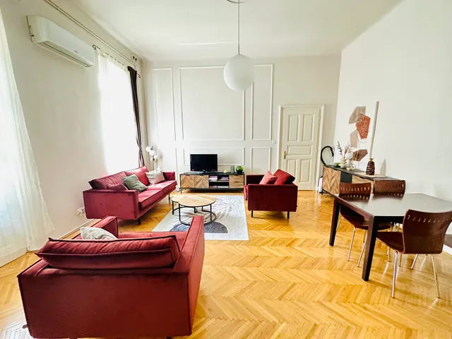 Kiadó lakás Budapest VI. kerület, Nagykörúton kívüli terület 74 nm