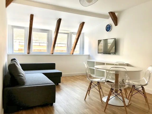 Kiadó lakás Budapest V. kerület, Belváros, Parizsi utca 43 nm