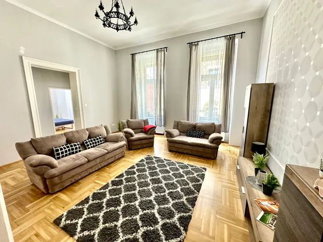 Kiadó lakás Budapest VIII. kerület, Kerepesdűlő, Kerepesi út 5. 90 nm