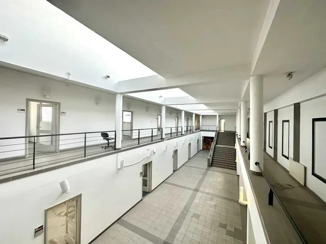 Kiadó kereskedelmi és ipari ingatlan Budapest X. kerület, Gergely utca 79. 477 nm