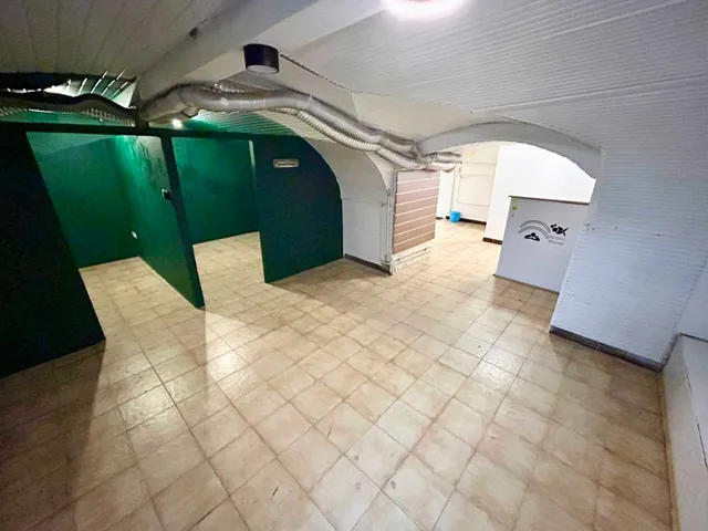 Kiadó kereskedelmi és ipari ingatlan Budapest VII. kerület, Bethlen Gábor utca 3. 110 nm