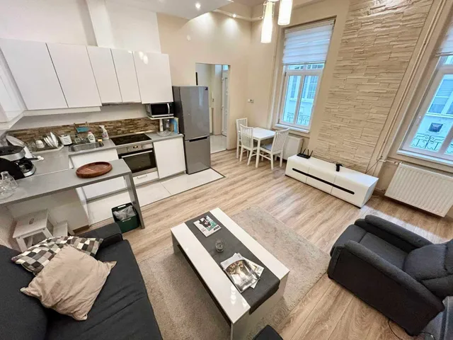 Kiadó lakás Budapest VI. kerület 53 nm