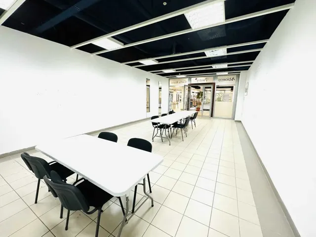 Kiadó kereskedelmi és ipari ingatlan Budaörs, Gervay Mihály utca 1. 63 nm