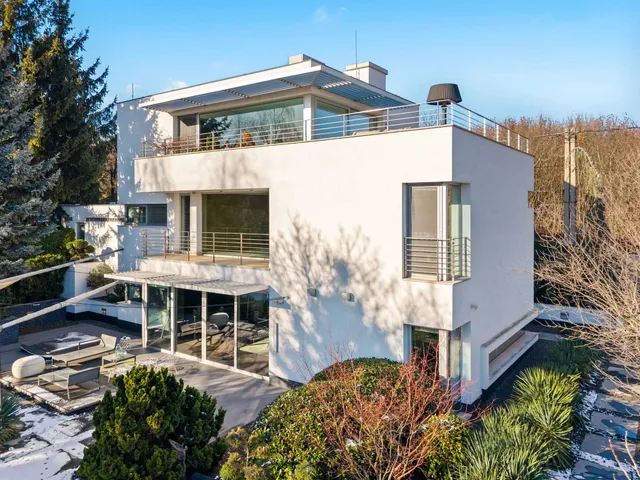 Eladó ház Budapest II. kerület, Szikla utca 400 nm