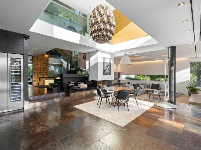 Eladó ház Budapest II. kerület, Szikla utca 400 nm