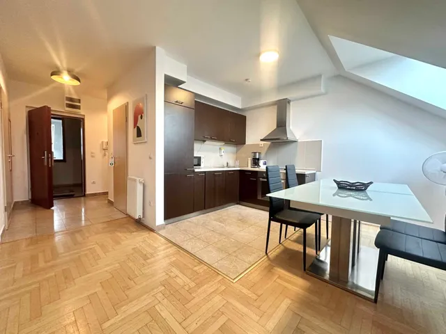 Kiadó lakás Budapest VII. kerület, Gozsdu udvar 10. 57 nm