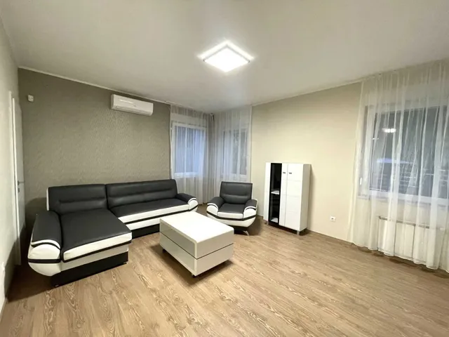 Kiadó ház Budapest XI. kerület, Görbe utca 3. 92 nm