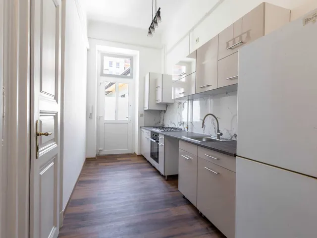 Eladó lakás Budapest VIII. kerület 106 nm
