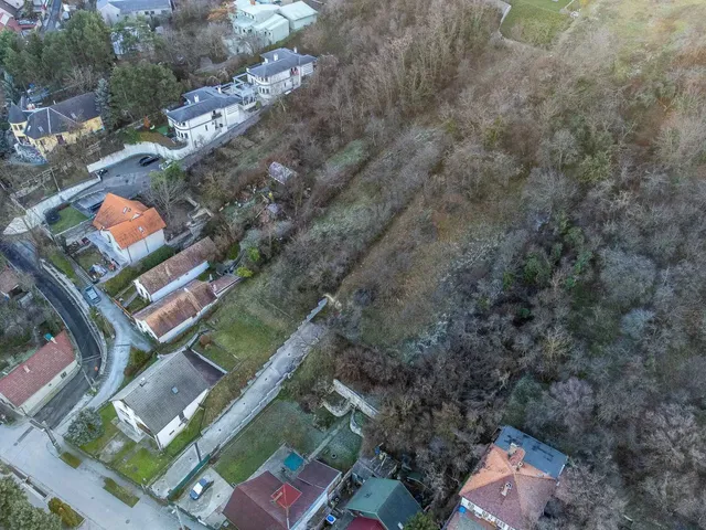 Eladó telek Törökbálint 1087 nm