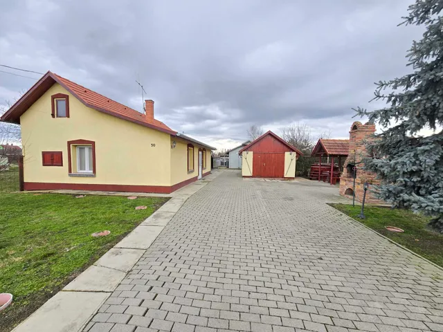 Eladó ház Gyomaendrőd 70 nm