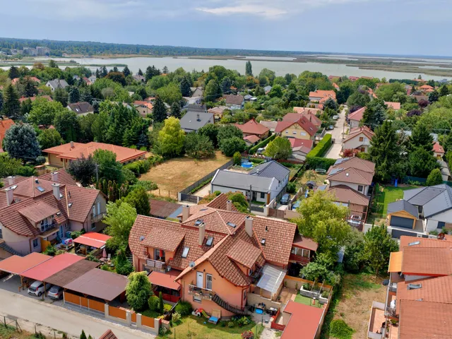 Eladó lakás Kápolnásnyék, Vasvári utca 31. 70 nm