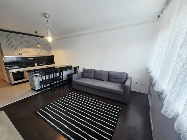 Kiadó lakás Budapest VII. kerület, Dózsa György út 21. 36 nm