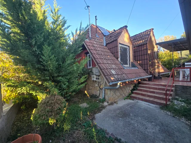 Eladó ház Szentendre, Papszigeti út 17. 65 nm