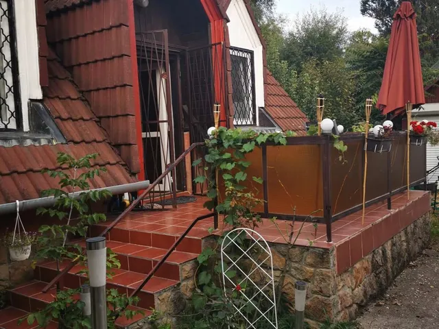 Eladó ház Szentendre, Papszigeti út 17. 65 nm