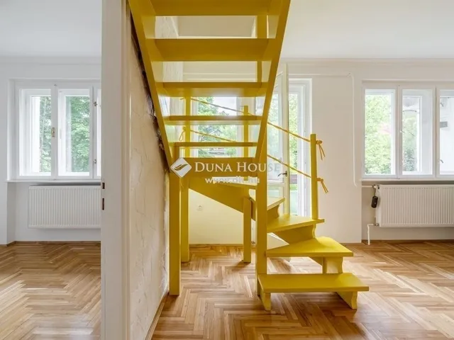 Eladó lakás Pomáz, Vörösmarty-lakótelep 140 nm