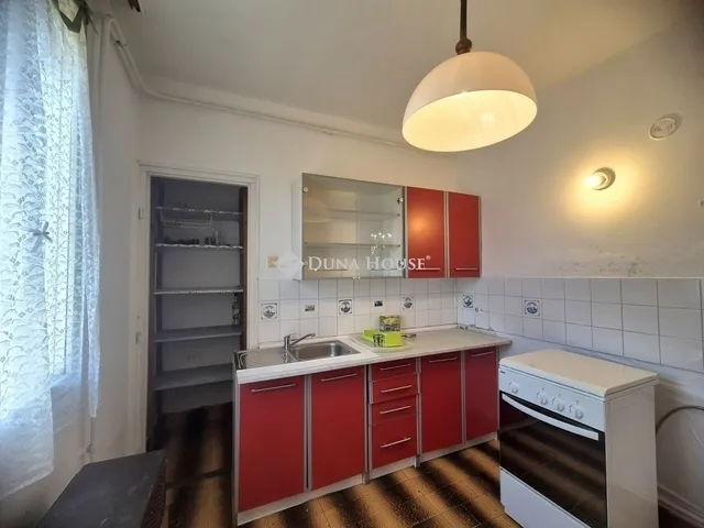 Eladó lakás Budapest II. kerület 60 nm