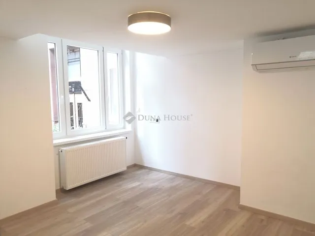Eladó lakás Budapest XIII. kerület 76 nm