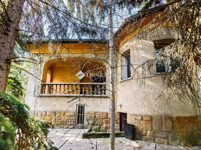 Eladó ház Budapest XI. kerület, Sasad-Sashegy XI. ker. 197 nm