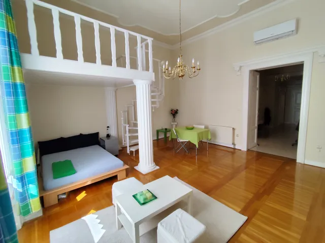 Eladó lakás Budapest VI. kerület 67 nm