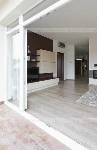 Eladó lakás Budapest VI. kerület, Centrál Loft 117 nm