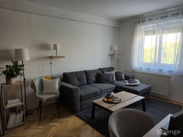 Eladó lakás Dunaújváros, Belváros 49 nm