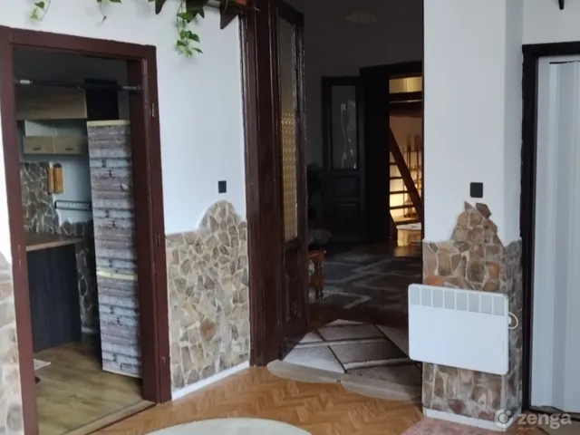 Eladó lakás Hódmezővásárhely, Csúcs 101 nm