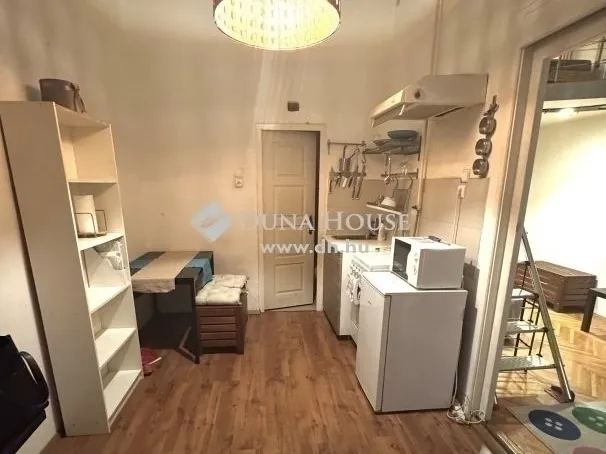 Eladó lakás Budapest VI. kerület 29 nm