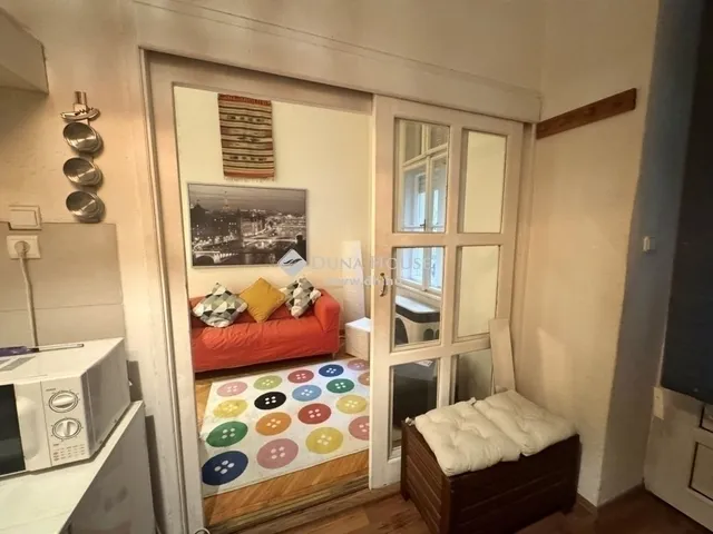 Eladó lakás Budapest VI. kerület 29 nm