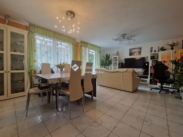 Eladó ház Érd 130 nm
