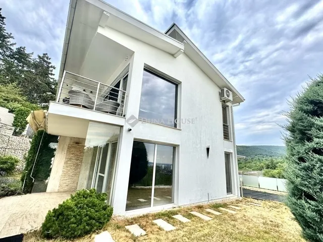 Eladó lakás Budaörs 98 nm