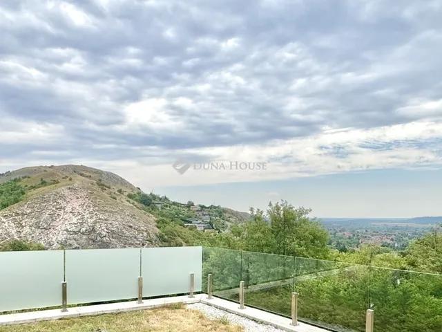 Eladó lakás Budaörs 98 nm