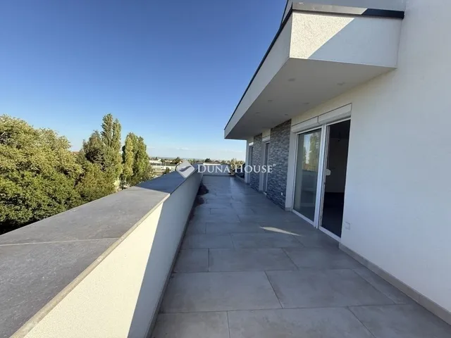 Eladó lakás Érd 173 nm