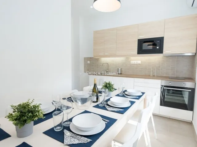 Eladó lakás Budapest I. kerület 82 nm