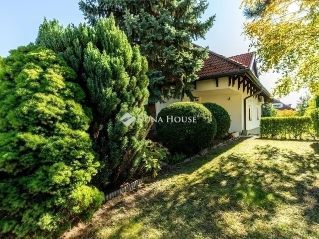 Eladó ház Budapest II. kerület 210 nm