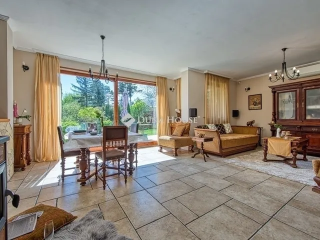 Eladó ház Szentendre 210 nm