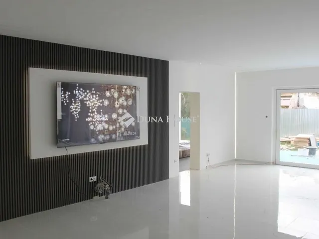 Eladó ház Budakalász 171 nm