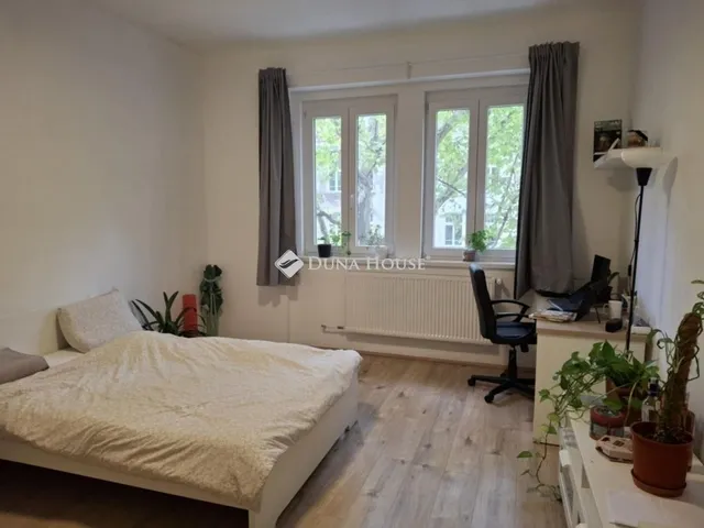 Eladó lakás Budapest IX. kerület 70 nm