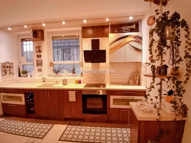 Eladó lakás Győr 83 nm