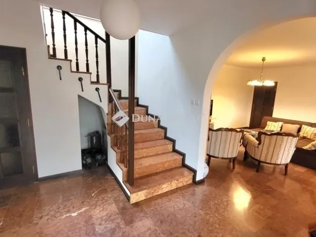 Eladó ház Budapest III. kerület 189 nm