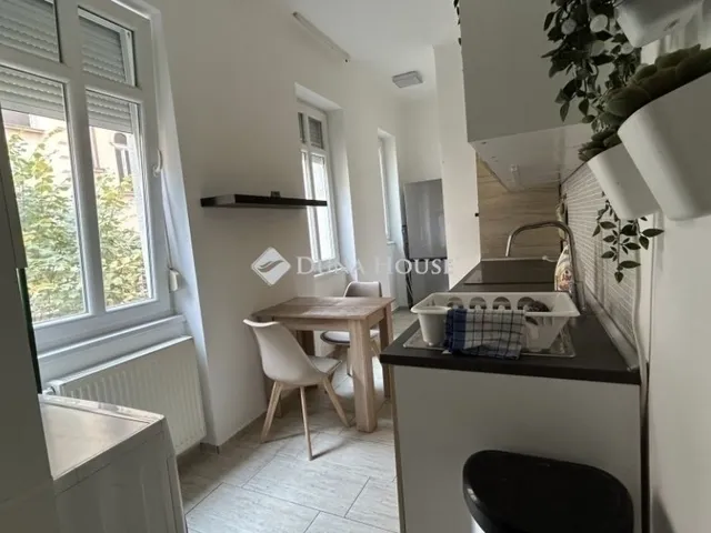 Eladó lakás Budapest II. kerület 41 nm