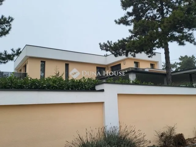 Eladó ház Érd 190 nm