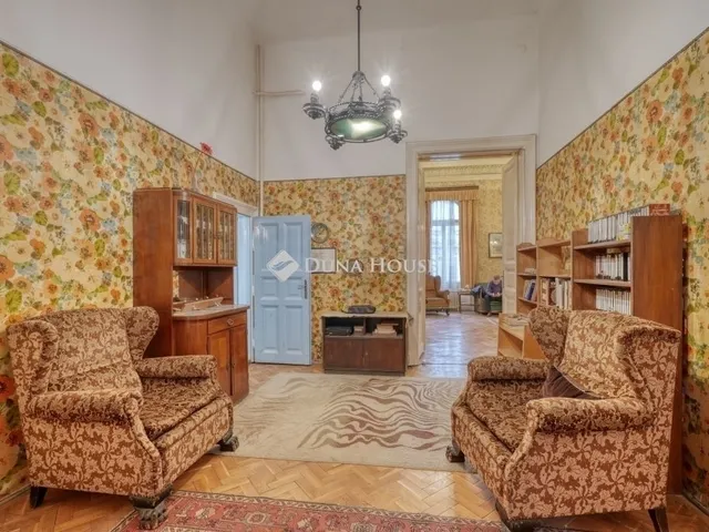 Eladó lakás Budapest VI. kerület 196 nm