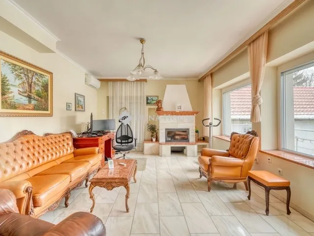 Eladó ház Budapest II. kerület 350 nm